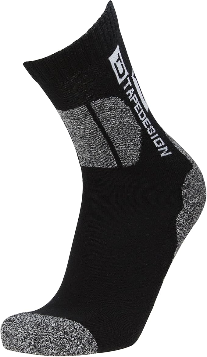 Schwarze TapeDesign Outdoor Grip Socks von hinten fotografiert.